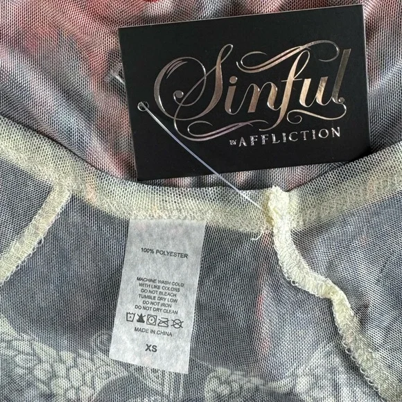 Sinful By Affliction Angel Wings Sheer Short Sleeve Crop Top - NWT - Picture 11 of 12